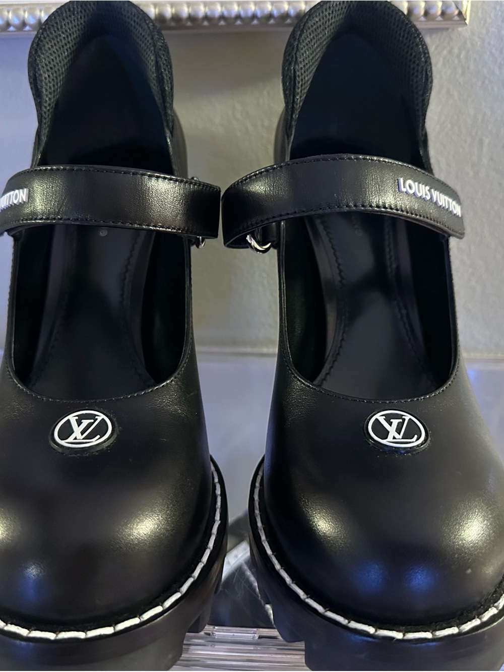 Louis Vuitton 💎💎 Star Trail Noir Mary Jane Lug Sole High Heels Pump RARE FIND - Picture 2 of 13